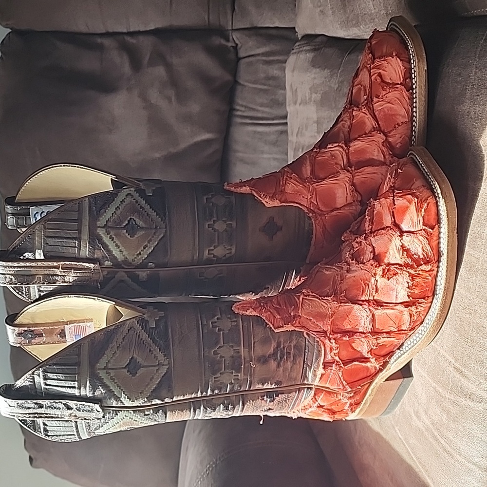 Red Big Bass Western Boots